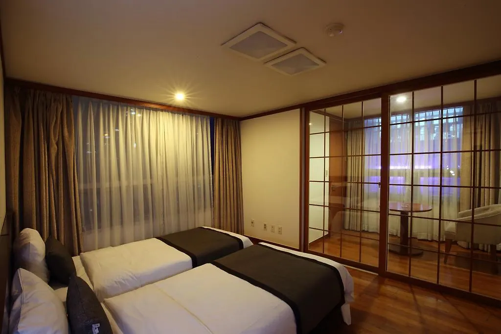 Coatel Chereville Seoul Hotel